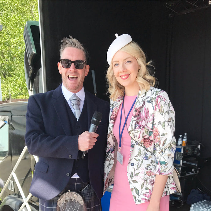 Stunning summer sunshine puts smiles on 7,000 faces at Totepool Ladies Day