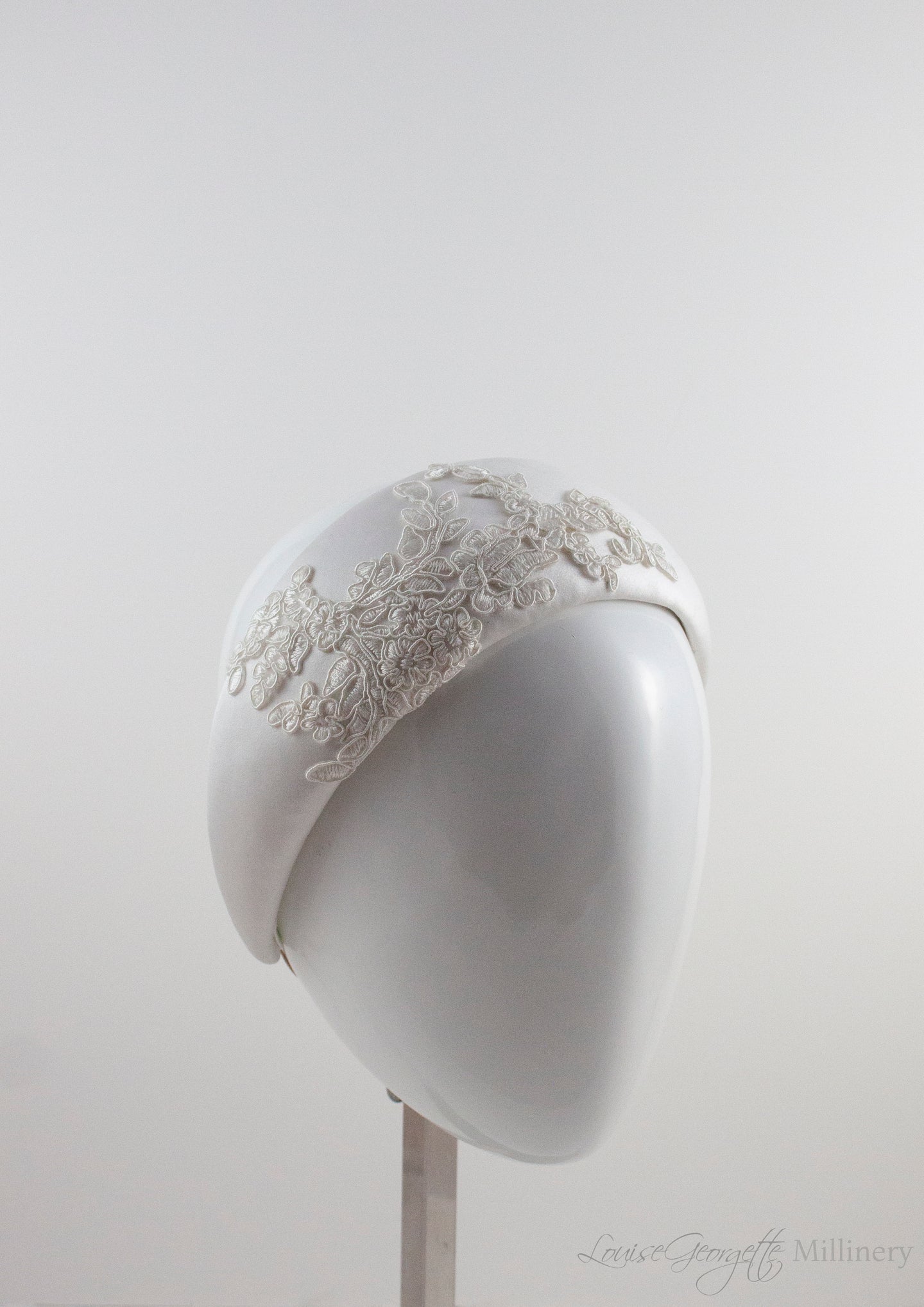 White Satin and Guipure Lace headnband. 3/4 view.