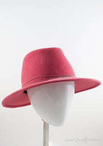 3/4 view of Rabbit Fur Felt Salmon Fedora with Tiffany inspired silver coloured chain